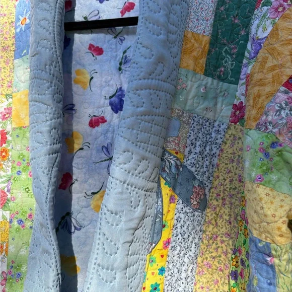 Upcycled quilted swing style Colorful Patchwork Quilted Jacket - Picture 4 of 11